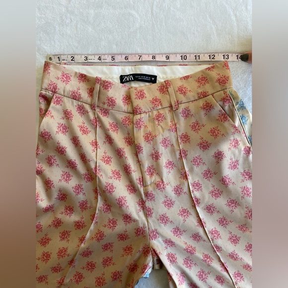 Zara satin printed pleated trouser - Picture 6 of 9